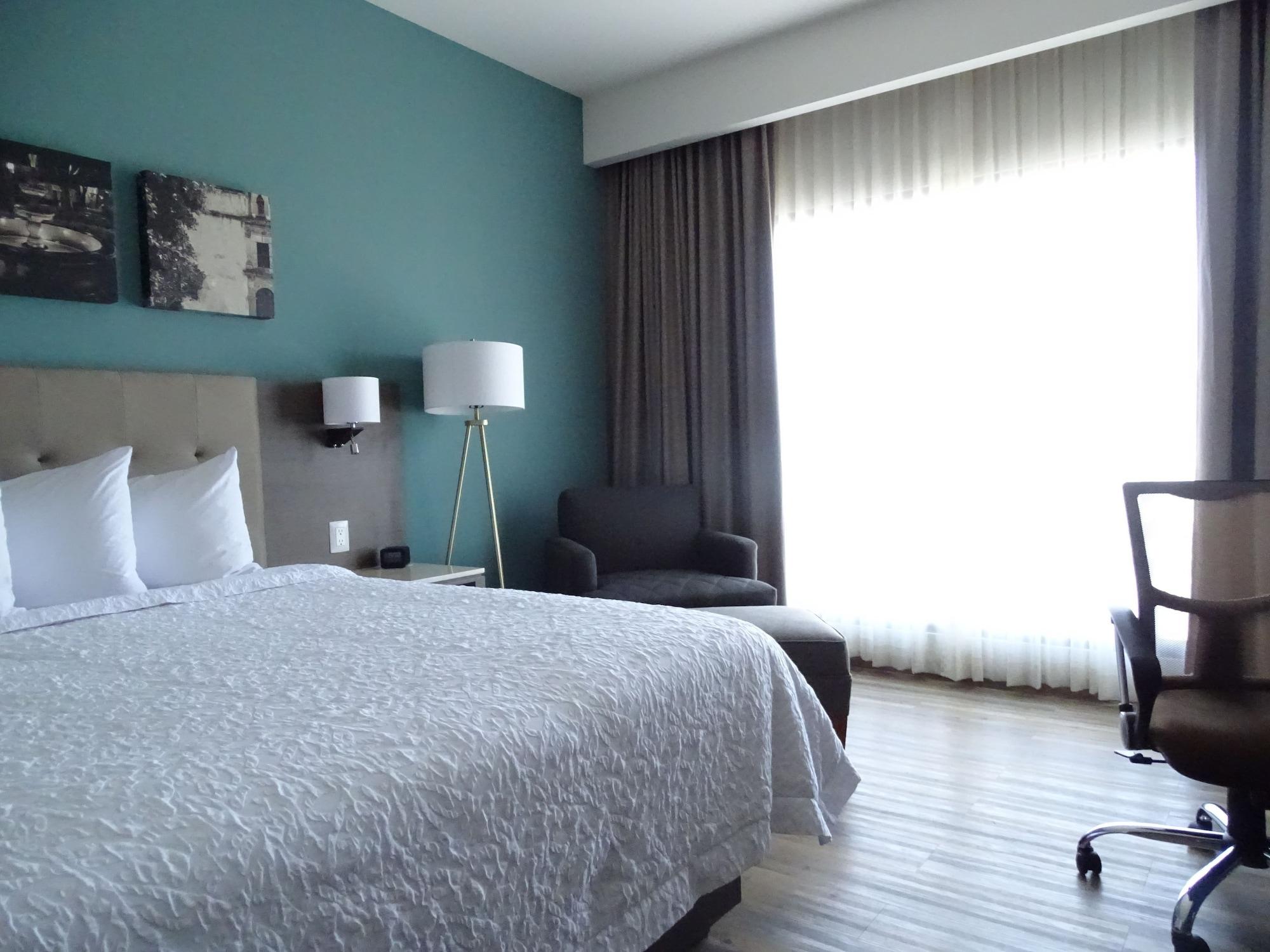 Hampton Inn By Hilton Celaya Celaya  Bagian luar foto