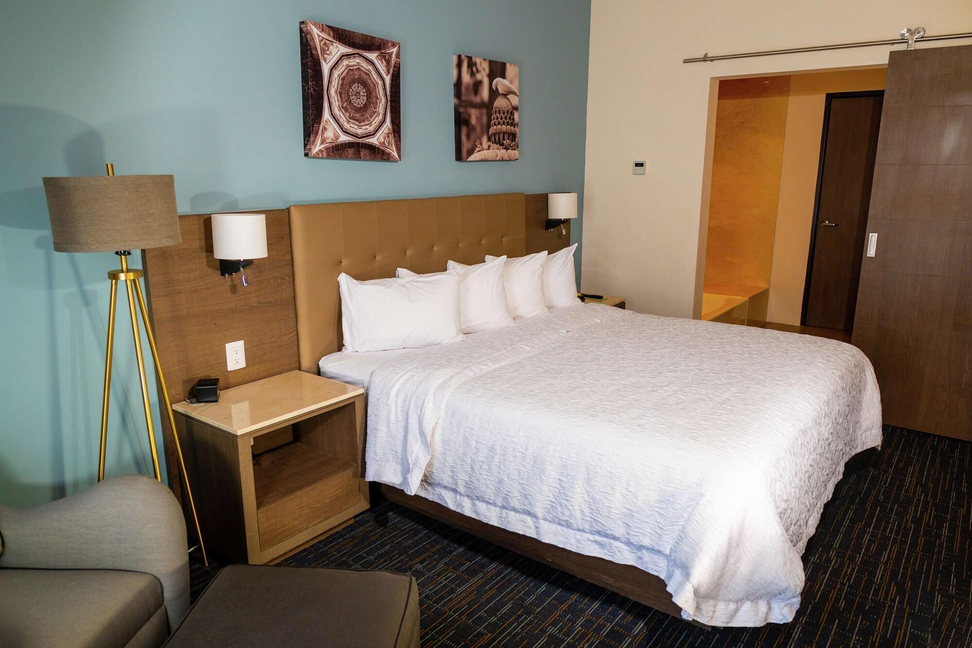 Hampton Inn By Hilton Celaya Celaya  Bagian luar foto