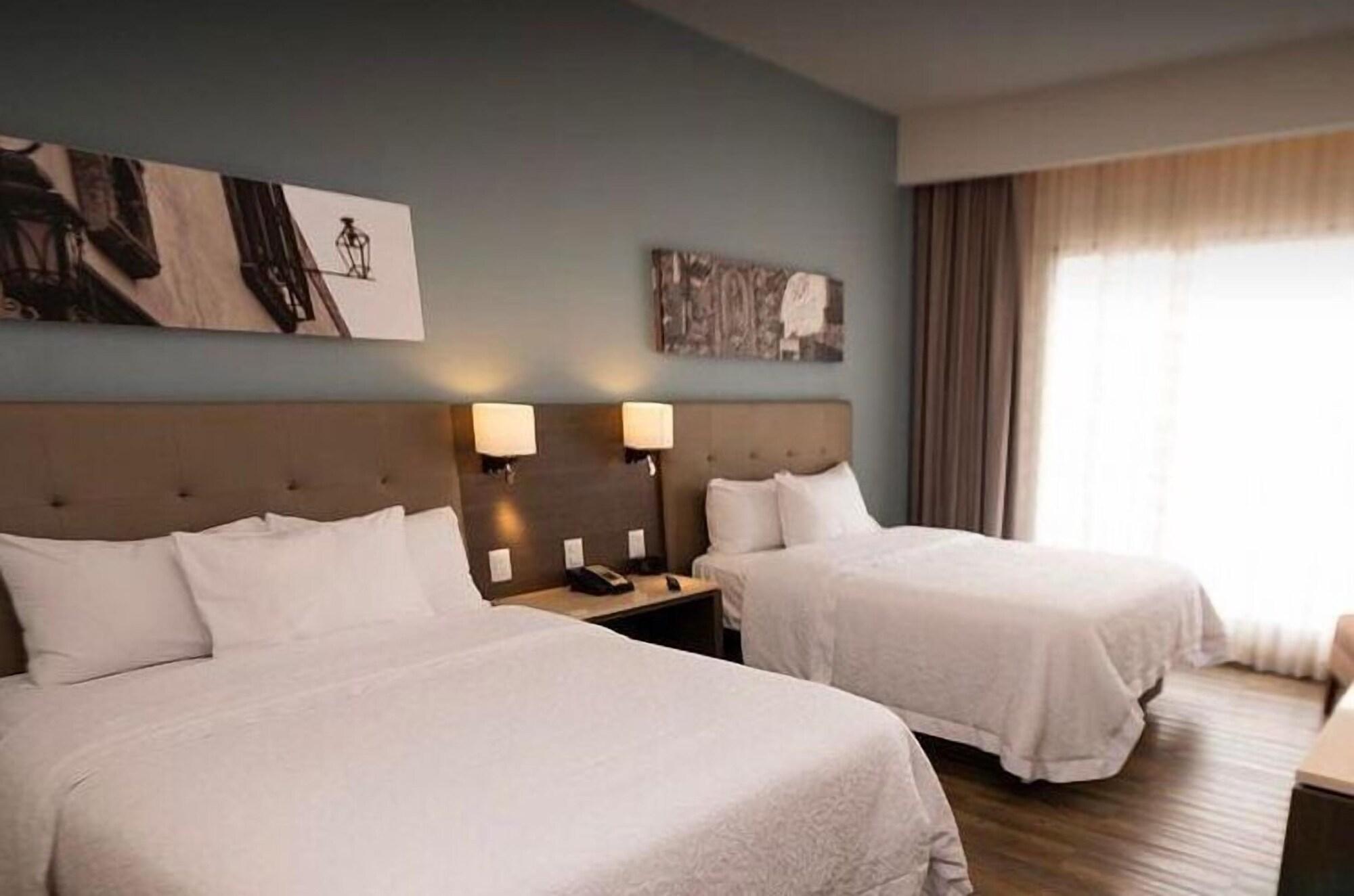 Hampton Inn By Hilton Celaya Celaya  Bagian luar foto