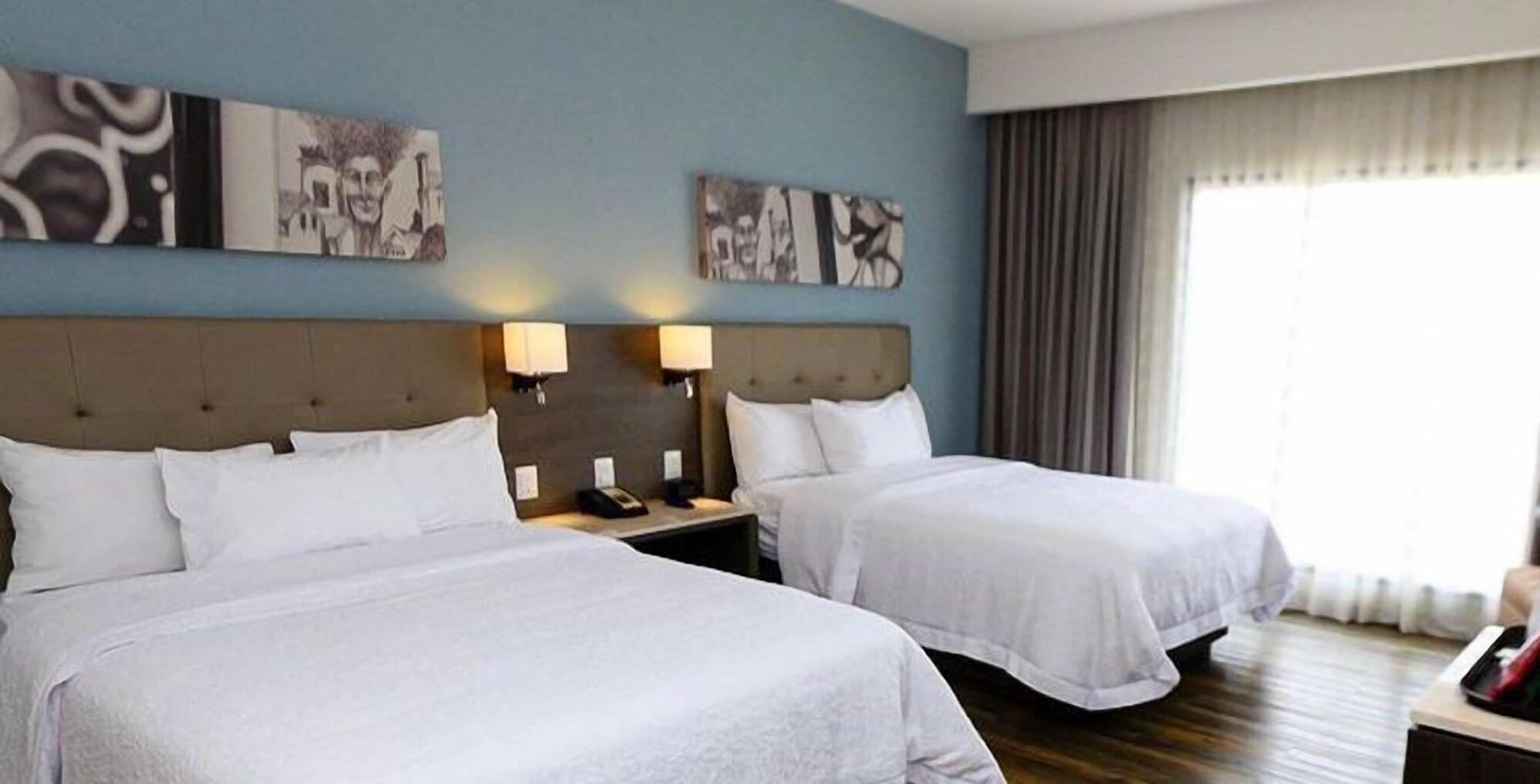Hampton Inn By Hilton Celaya Celaya  Bagian luar foto