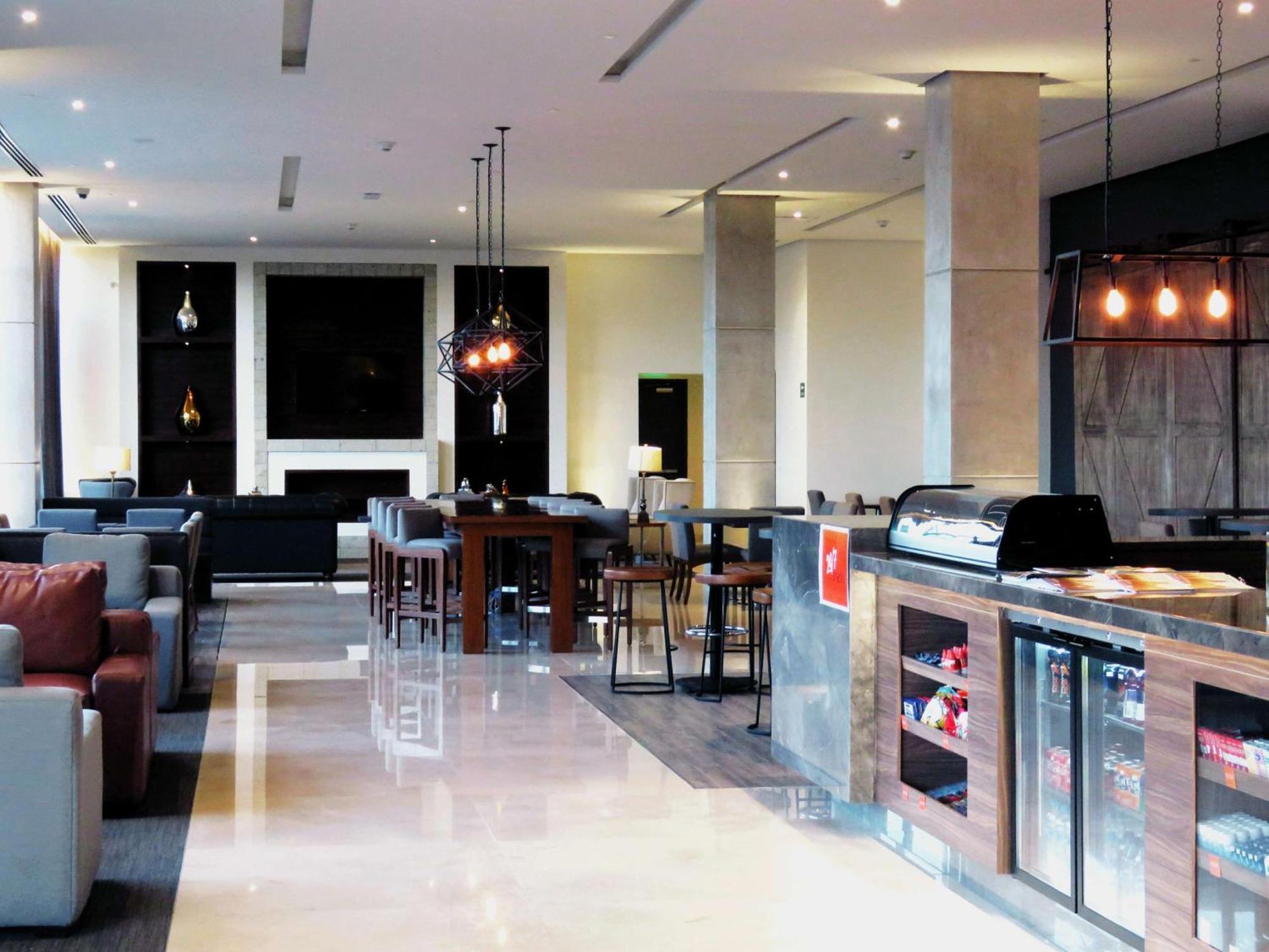 Hampton Inn By Hilton Celaya Celaya  Bagian luar foto
