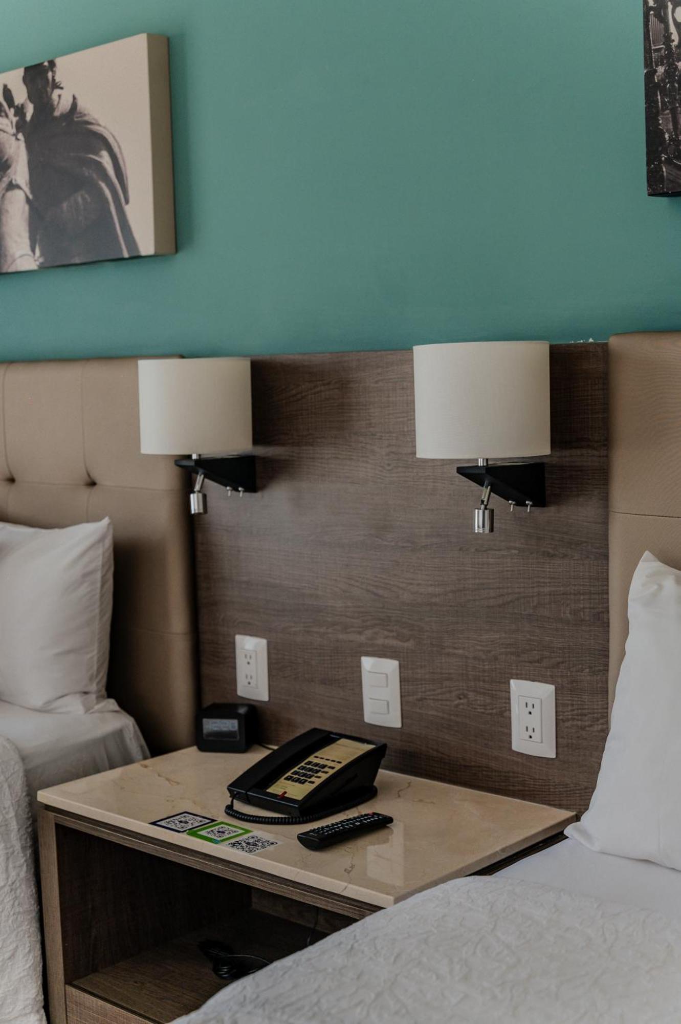 Hampton Inn By Hilton Celaya Celaya  Bagian luar foto